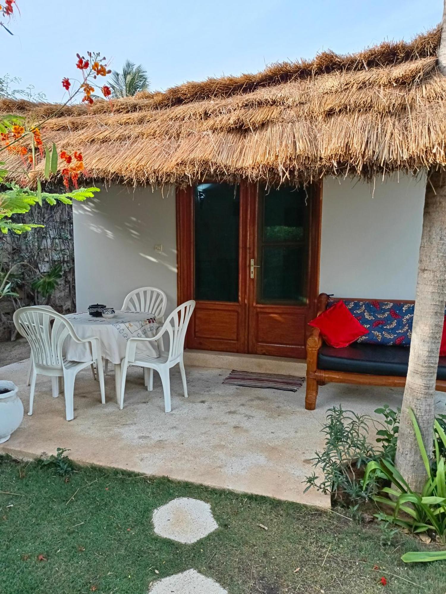 Hotel Jardin D'Afrique Saly Portudal Exterior foto